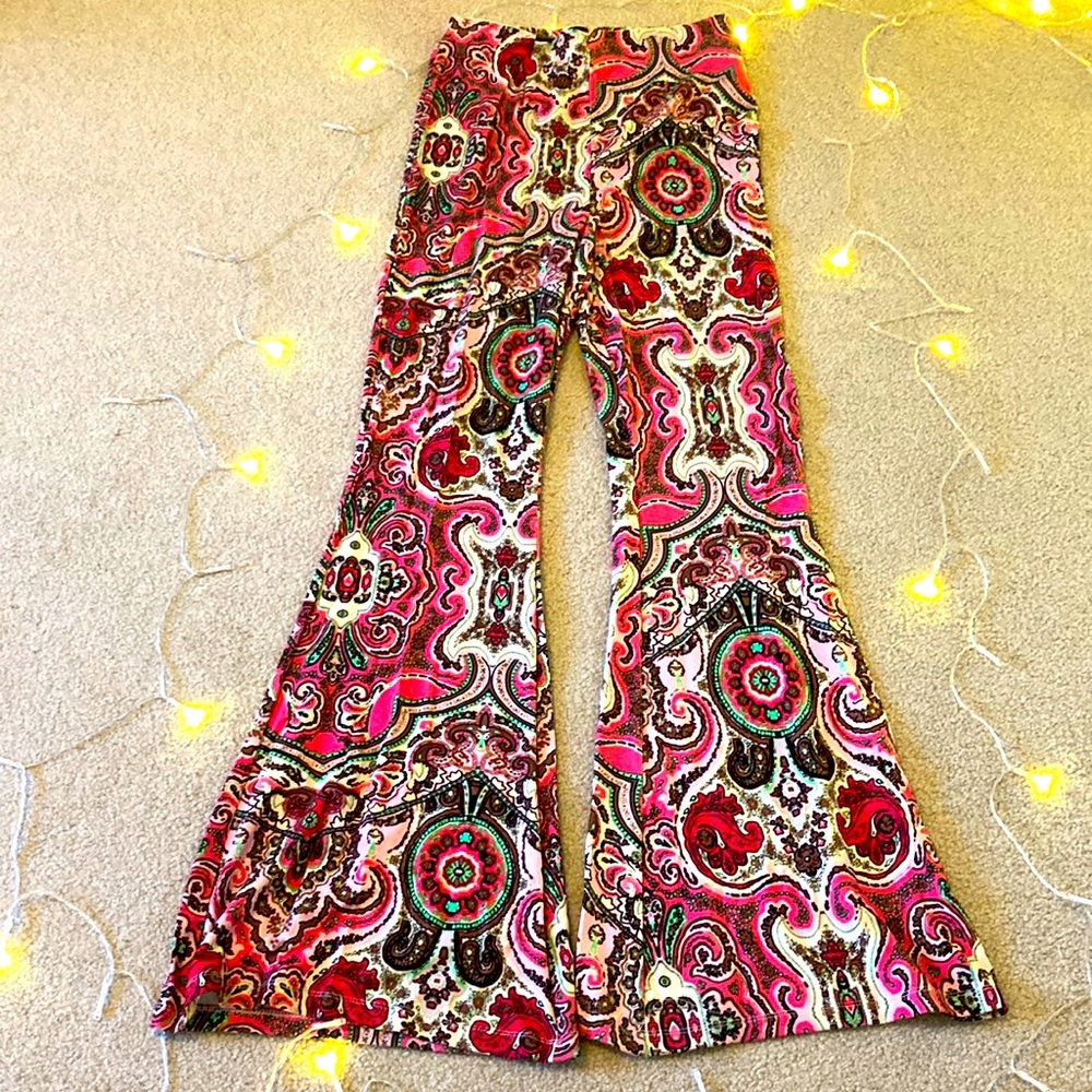 Free people, flare leggings.